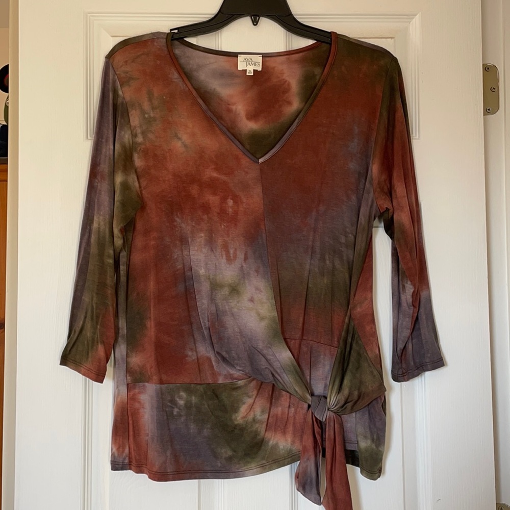 Dress Barn Ava James blouses